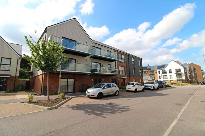 2 Bedroom Flat To Rent In Havelock Drive, Greenhithe, DA9