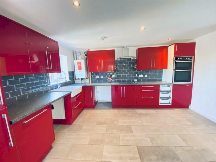 2 Bedroom Flat To Rent In Brookside Crescent, Ibstock, LE67