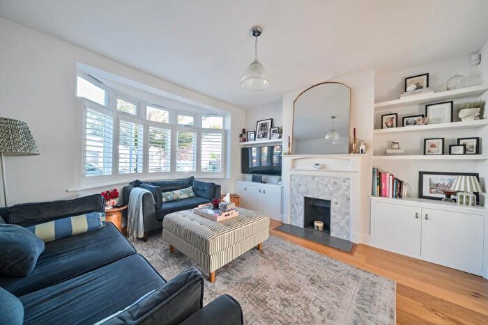 4 Bedroom Semi-Detached House For Sale In Mainridge Road, Chislehurst, BR7