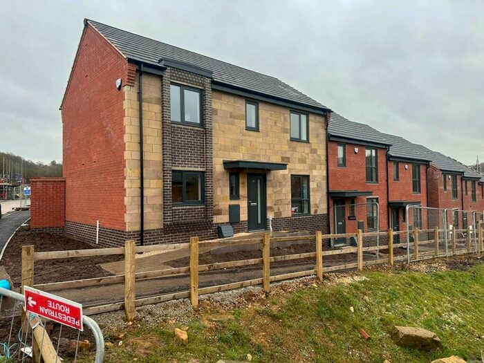 3 Bedroom House To Rent In Clan Drive, Belper, Derby, DE56