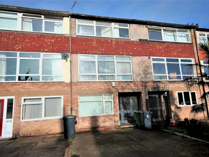 5 Bedroom Terraced House To Rent In Russell Terrace, Leamington Spa, Warwickshire, CV31