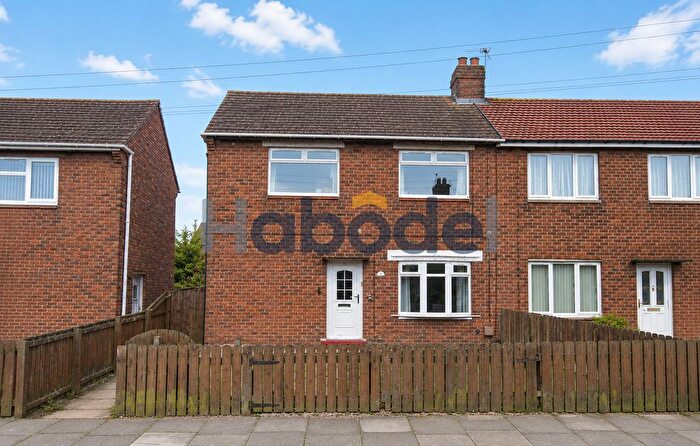 2 Bedroom Semi Detached House To Rent In Fern Drive, Dudley, Newcastle Upon Tyne, NE23