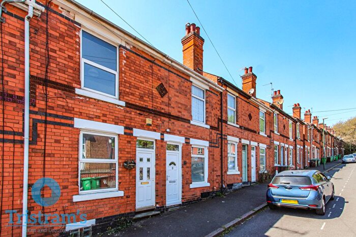 2 Bedroom Terraced House To Rent In Edale Road, Sneinton, NG2