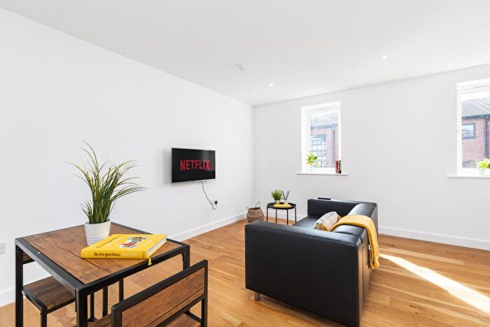 2 Bedroom House To Rent In Royal Park Road, Leeds, LS6