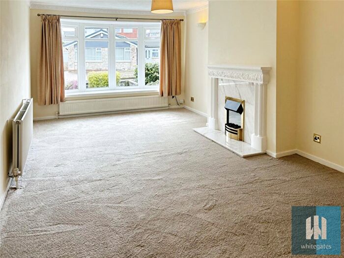 2 Bedroom Bungalow To Rent In Danebury Road, Brighouse, HD6