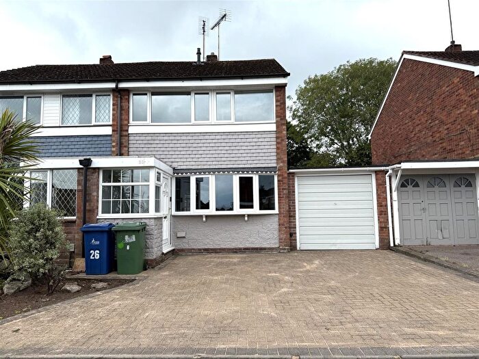 3 Bedroom Semi-Detached House For Sale In Foxglove Close, Rugeley, WS15