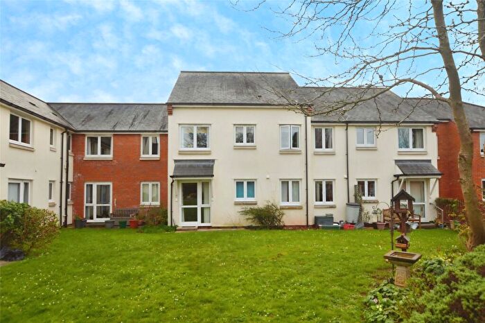 1 Bedroom Flat For Sale In Mowbray Court, Butts Road, Heavitree, Exeter, EX2