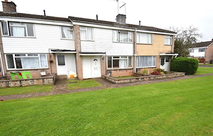 3 Bedroom House For Sale In Chain Free Three Bedroom House Moorfield Road, Backwell, BS48