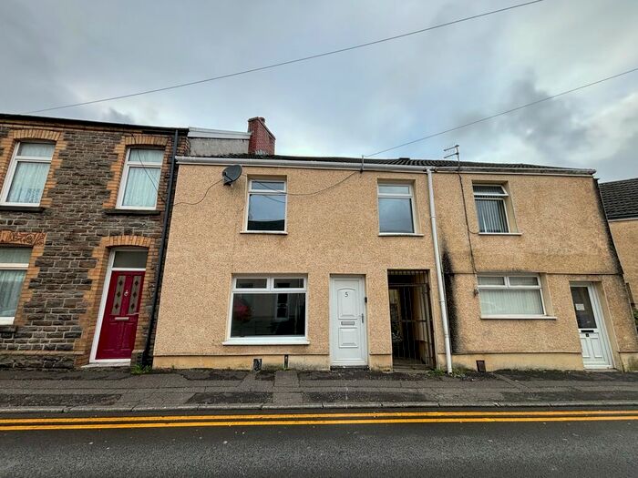 3 Bedroom Terraced House To Rent In Crythan Road, Neath, SA11
