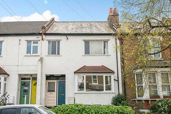 2 Bedroom Maisonette For Sale In Stillness Road, Forest Hill, London, SE23