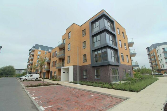 1 Bedroom Apartment To Rent In Peregrine House, Bedwyn Mews, Reading, RG2