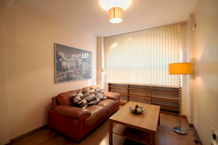 1 Bedroom Flat To Rent In Peel House, City Centre, Newcastle Upon Tyne, Tyne And Wear NE1