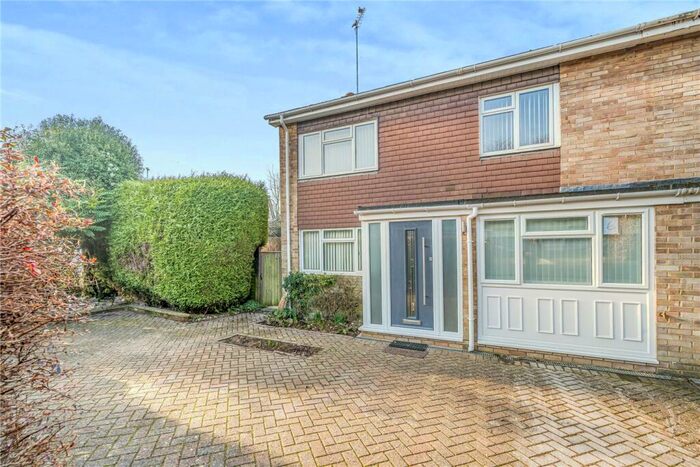 3 Bedroom Semi-Detached House To Rent In Fiona Close, Winchester, Hampshire, SO23