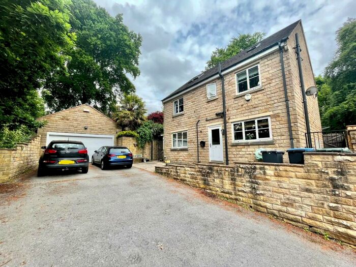 6 Bedroom Detached House To Rent In The Harrows, East Morton, Keighley, West Yorkshire, BD20