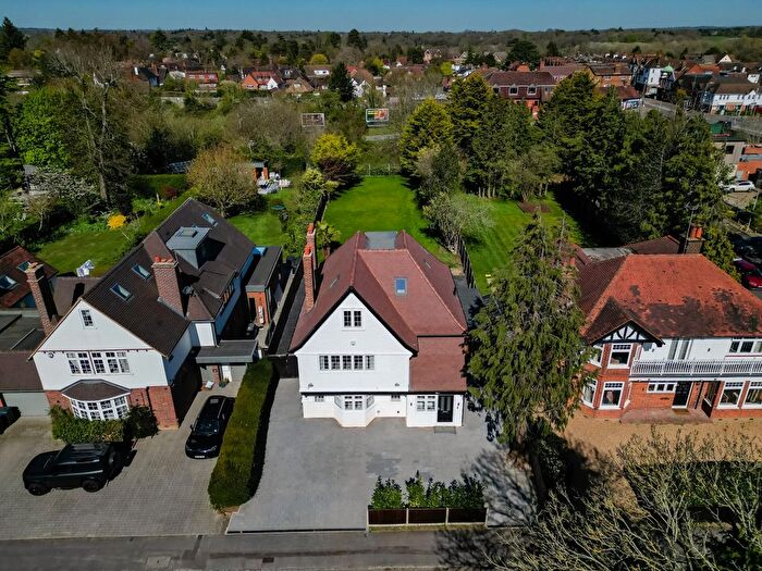 6 Bedroom Detached House To Rent In Bulstrode Way, Gerrards Cross, SL9