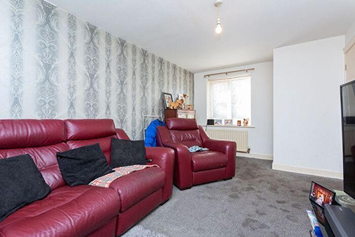 3 Bedroom Terraced House For Sale In Handshaw Drive, Preston, PR1
