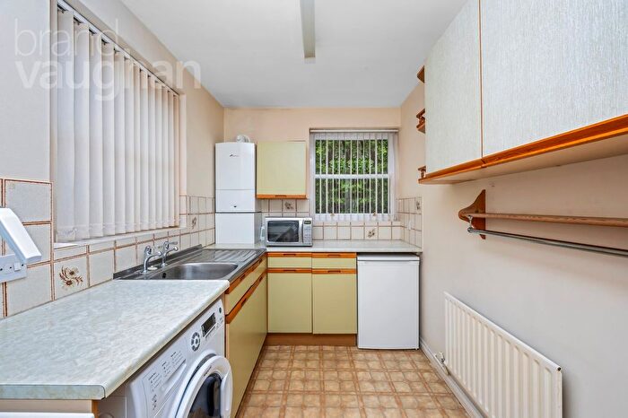 2 Bedroom Flat For Sale In Preston Road, Brighton, East Sussex, BN1