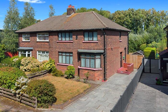 3 Bedroom Semi-Detached House For Sale In Brenka Avenue, Aintree, Liverpool, L9