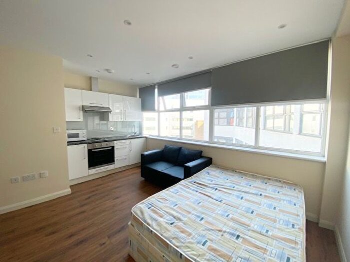Property To Rent In Vaughan Way, Leicester, LE1