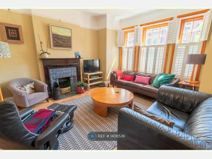 4 Bedroom Terraced House To Rent In Cricklade Avenue, London, SW2