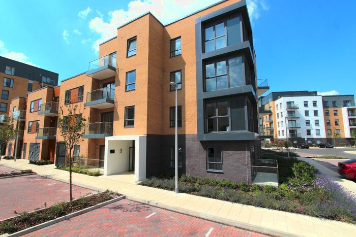 1 Bedroom Flat To Rent In Bedwyn Mews, Kennet Island, Reading, RG2