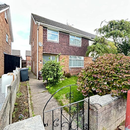 3 Bedroom Semi-Detached House For Sale In Cherry Road, Ainsdale, Sefton, PR8