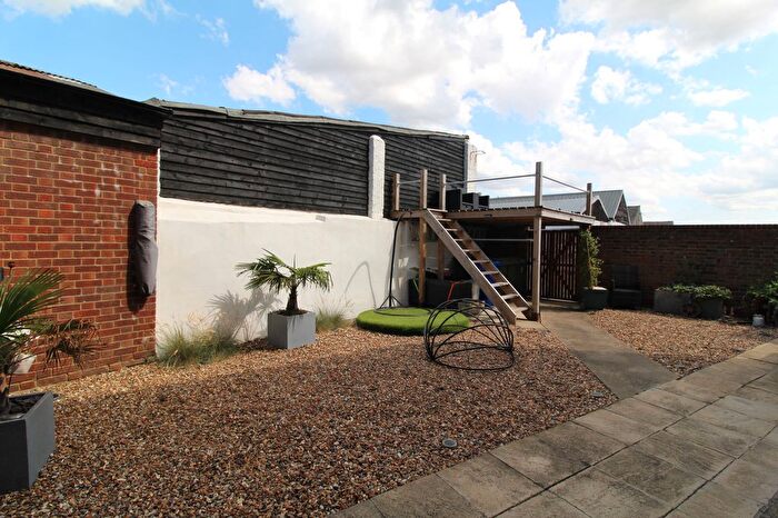 1 Bedroom Terraced House To Rent In Swale House, West Street, Queenborough, ME11
