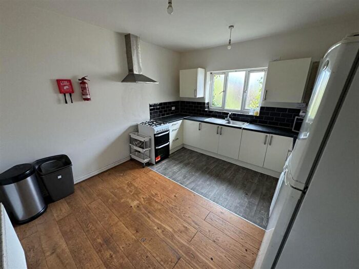 4 Bedroom Flat To Rent In Sandbed Road, Bristol, BS2