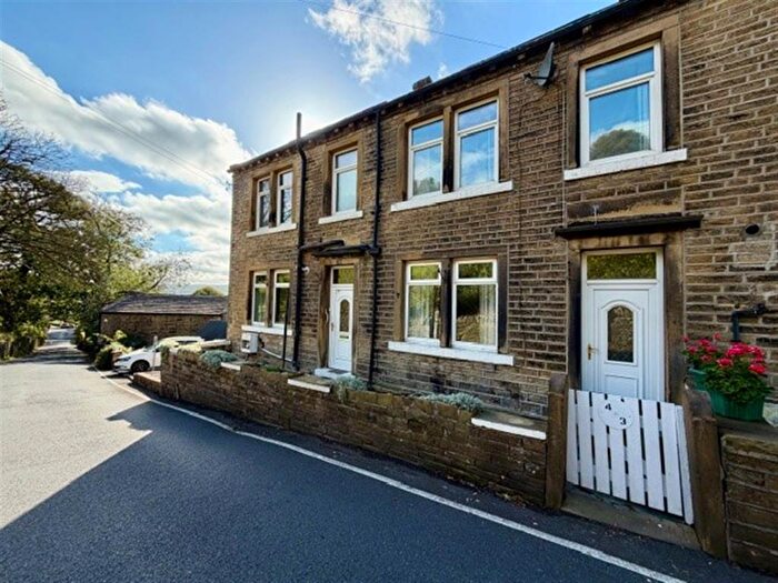 2 Bedroom End Of Terrace House For Sale In Clough Road, Golcar, Huddersfield, HD7