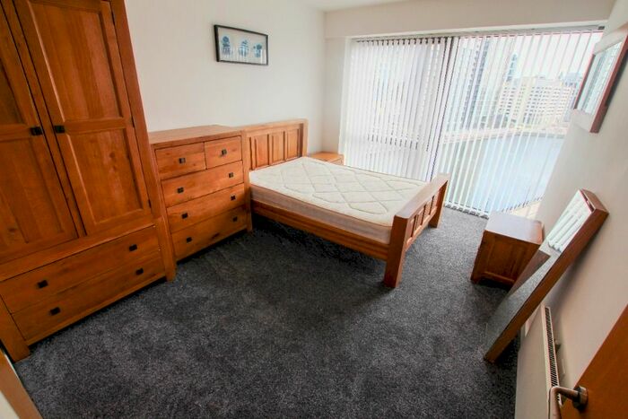 2 Bedroom Flat To Rent In Princes Parade, City Centre, Liverpool, L3