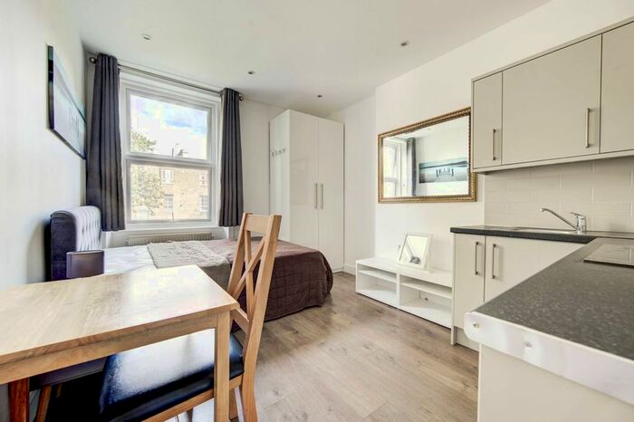 Studio To Rent In Nevern Place, Earls Court, London, SW5