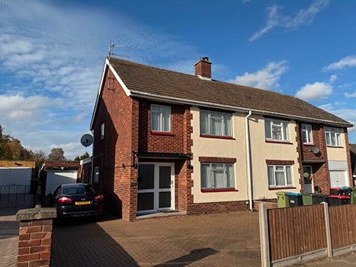 3 Bedroom Semi Detached House To Rent In Whaddon Way, Bletchley, Milton Keynes, MK3