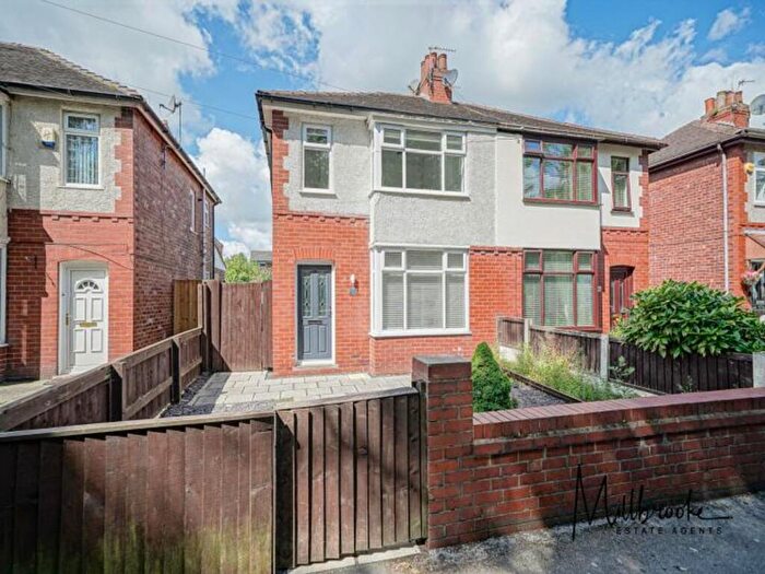 3 Bedroom Semi Detached House To Rent In Flapper Fold Lane, Atherton, M46