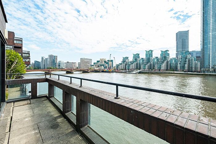 3 Bedroom End Terrace House For Sale In Grosvenor Road, London, SW1V