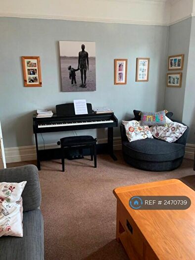 2 Bedroom Flat To Rent In Salford Road, Southport, PR8