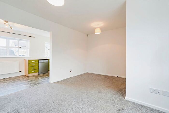 3 Bedroom Terraced House For Sale In Bramble Close, Haworth, Keighley, BD22