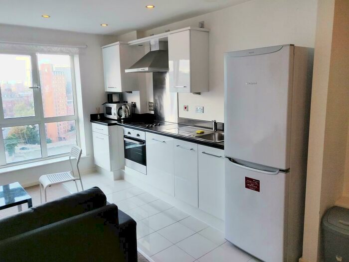 Apartment To Rent In Hive, Masshouse Plaza, Birmingham, B5