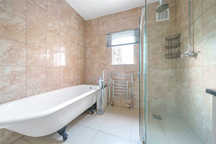 1 Bedroom Flat To Rent In Cornwall Road, London, N15