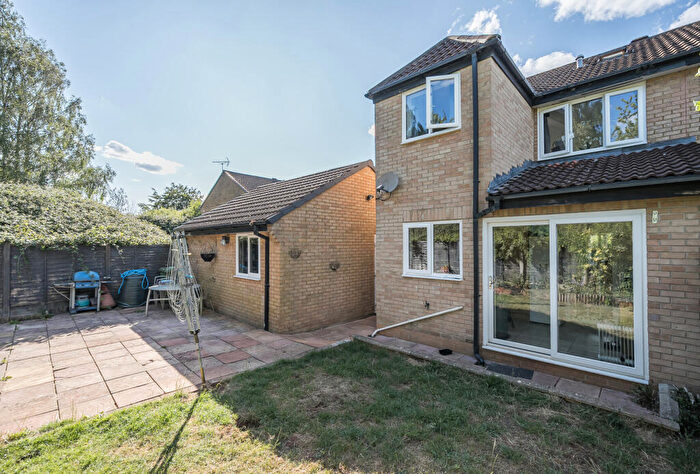 4 Bedroom Semi-Detached House For Sale In Slimbridge Close, Yate, Bristol, BS37