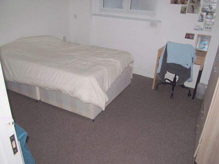 4 Bedroom Flat To Rent In Carnarvon Road, Reading RG1
