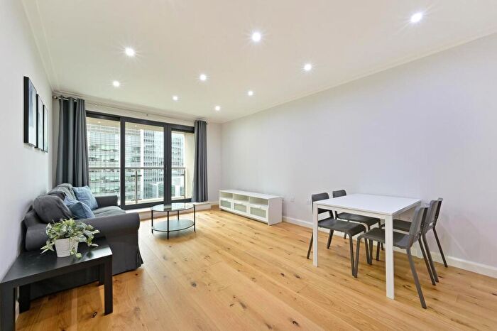 2 Bedroom Apartment To Rent In Discovery Dock East, E14