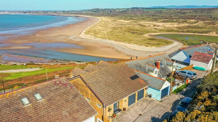 4 Bedroom Detached House For Sale In Sutton Lane, Ogmore By Sea, Vale Of Glamorgan, CF32