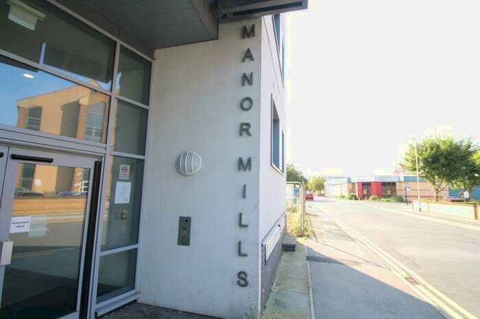 Garage / Parking To Rent In Manor Mills, Ongram Street, Leeds, LS11