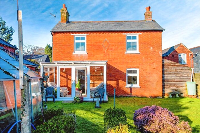 3 Bedroom Cottage For Sale In Pikes Hill, Lyndhurst, Hampshire, SO43