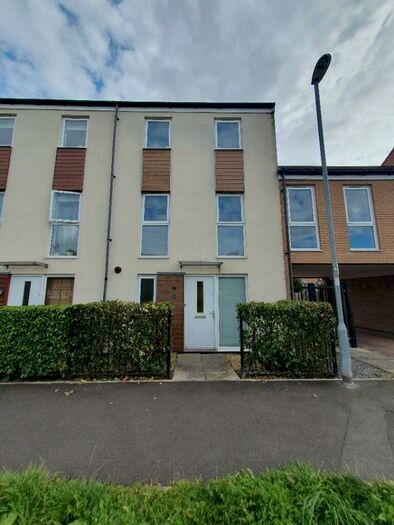 4 Bedroom Terraced House To Rent In Over Drive, Patchway, BS34