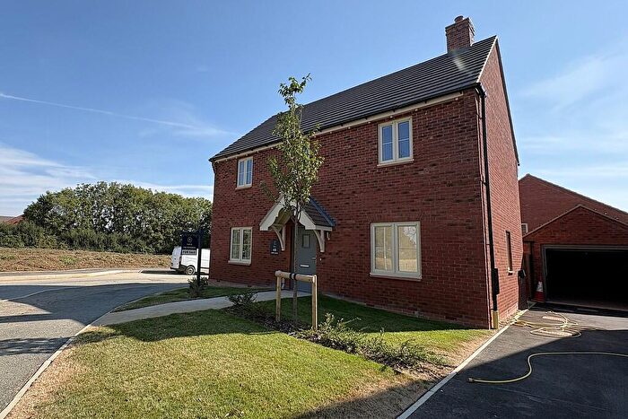 4 Bedroom Detached House For Sale In Whissendine, Oakham, LE15