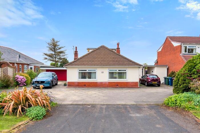4 Bedroom Bungalow For Sale In Mossy Lea Road, Wrightington, Wigan, WN6