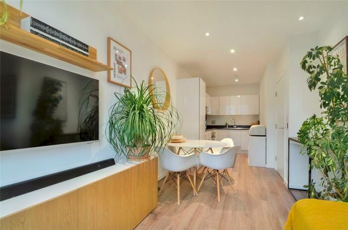 1 Bedroom Apartment For Sale In Ceylon House, E1
