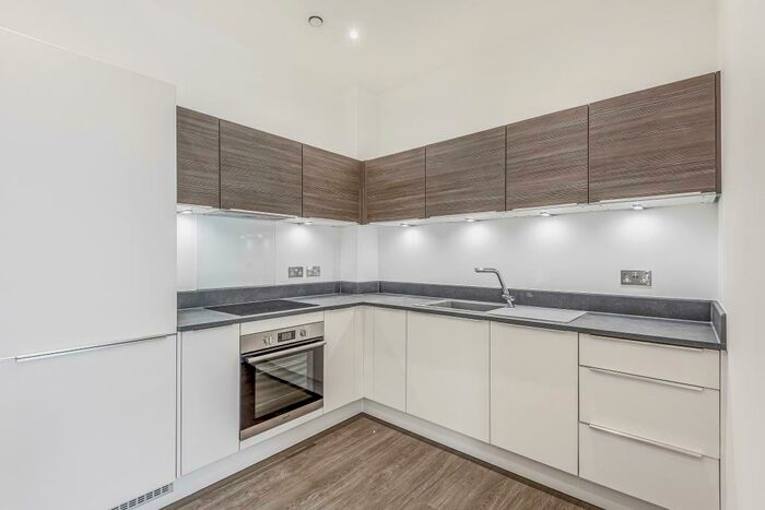 1 Bedroom Apartment To Rent In Thorhnill Court, Headington, OX3