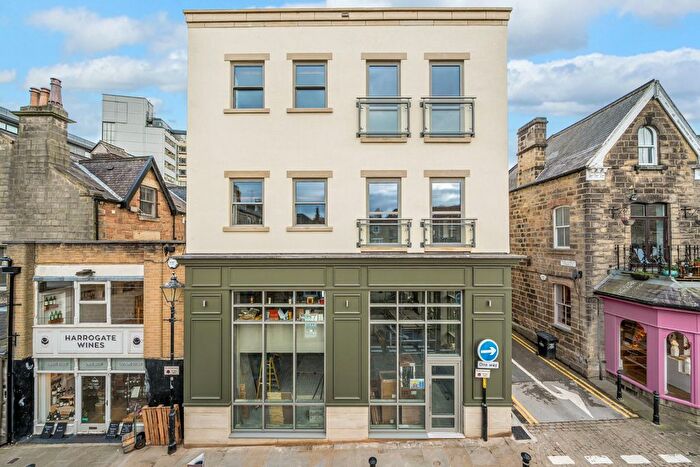 1 Bedroom Flat To Rent In Parliament Terrace, Harrogate, North Yorkshire, HG1